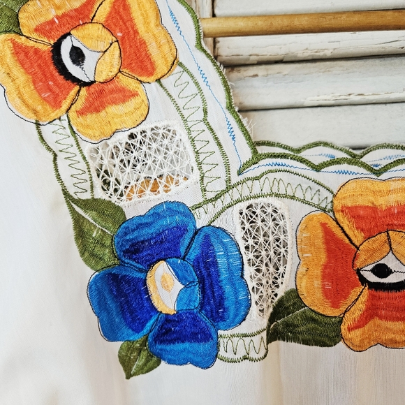 Vintage 70s Embroidered Mexican Peasant Dress S/M - Picture 2 of 12